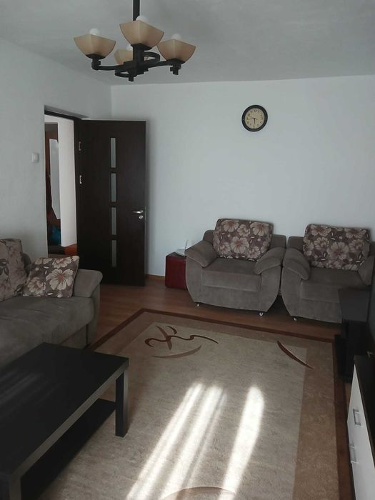 Apartament 2 camere de închiriat Rovine