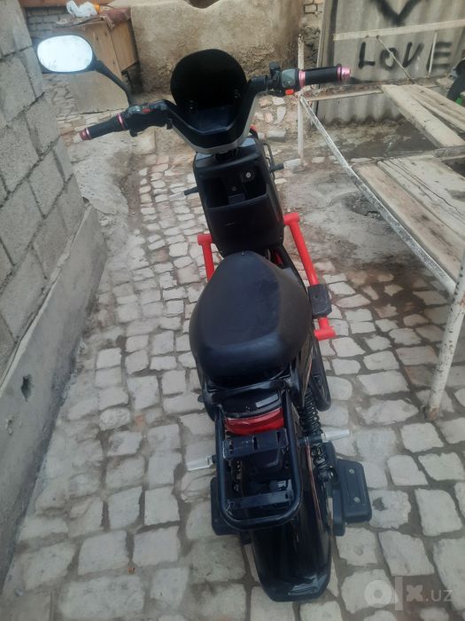 Elektironni sukuter