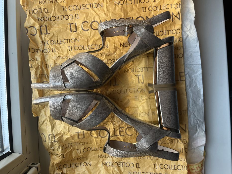 Босоножки 38,5 TJ Collection
