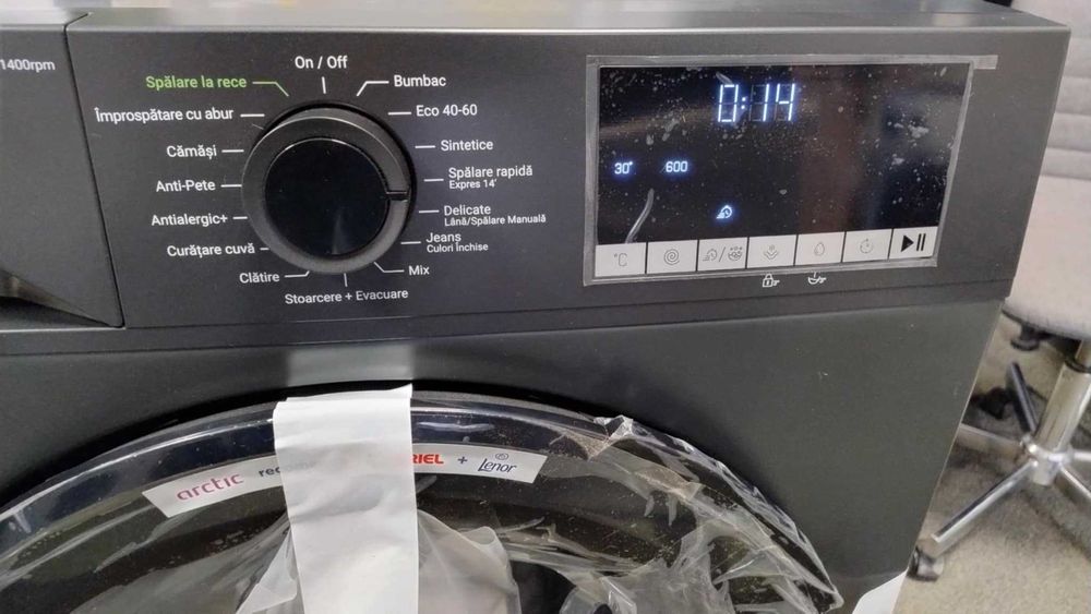 A+++ Пералня машина Arctic-Беко 9 кг 1400 об/мин IronExpressExtraSteam