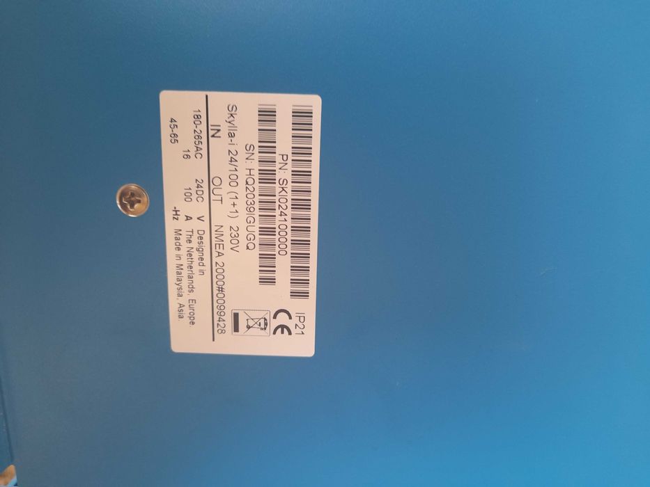 Incarcator baterie Victron  Skaylla-i 24V 100A1+1 outputs stare buna