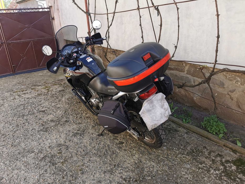 Honda transalp 650