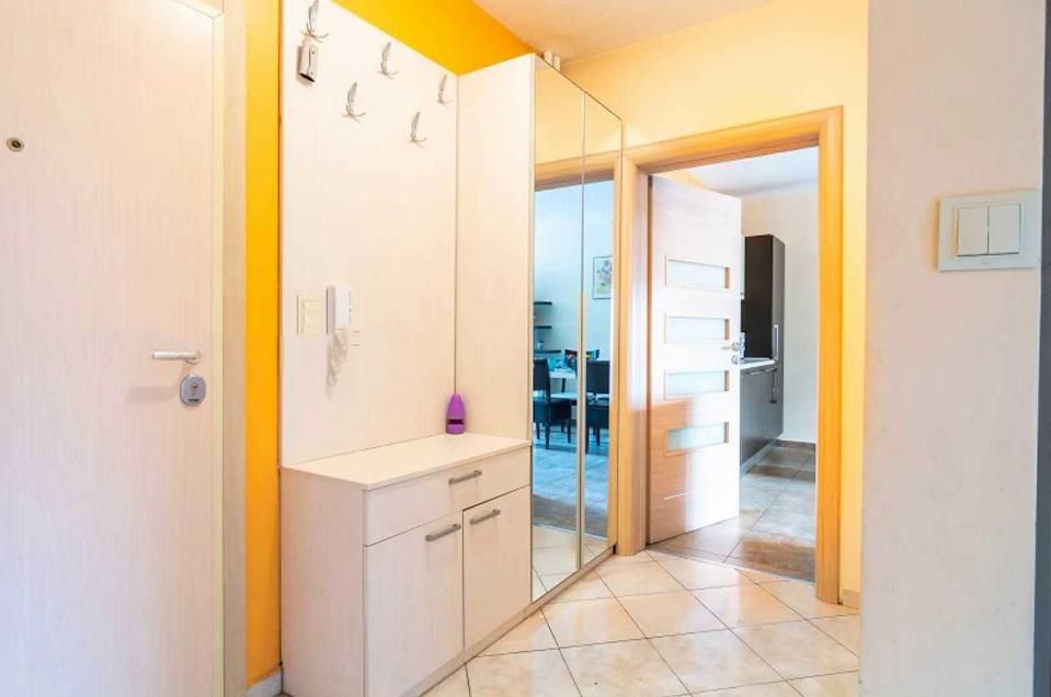 Дава се под наем Двустаен апартамент в София, Стрелбище - 70 кв.м за 700 € - Снимка #9