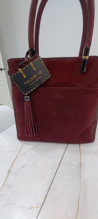 Продам кожаную сумку женскую