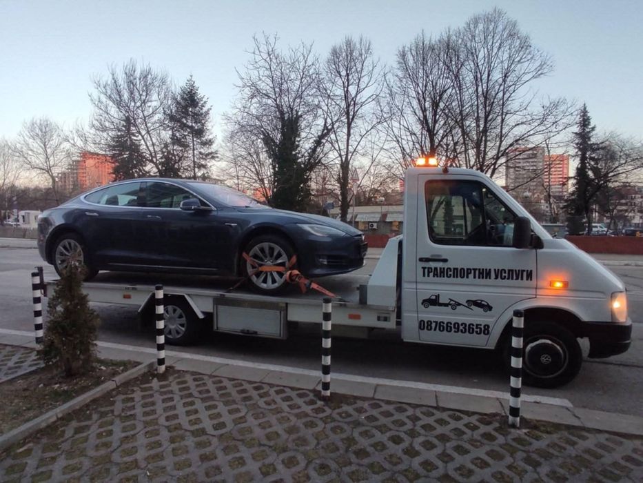 Продава Пътна помощ