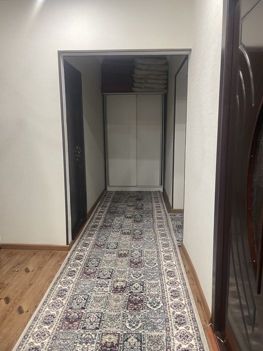 Продаётся трёхквартирный дом.