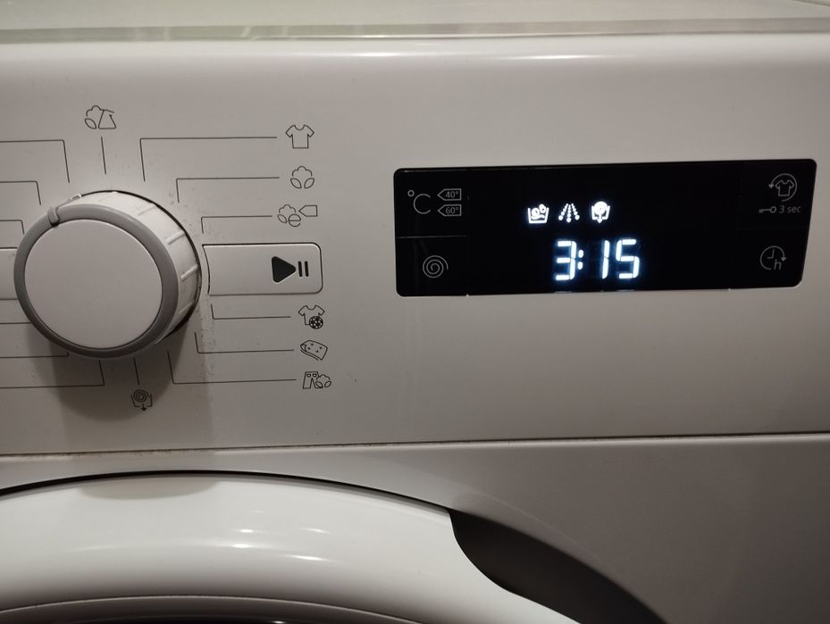 Продавам на части пералня Whirlpool