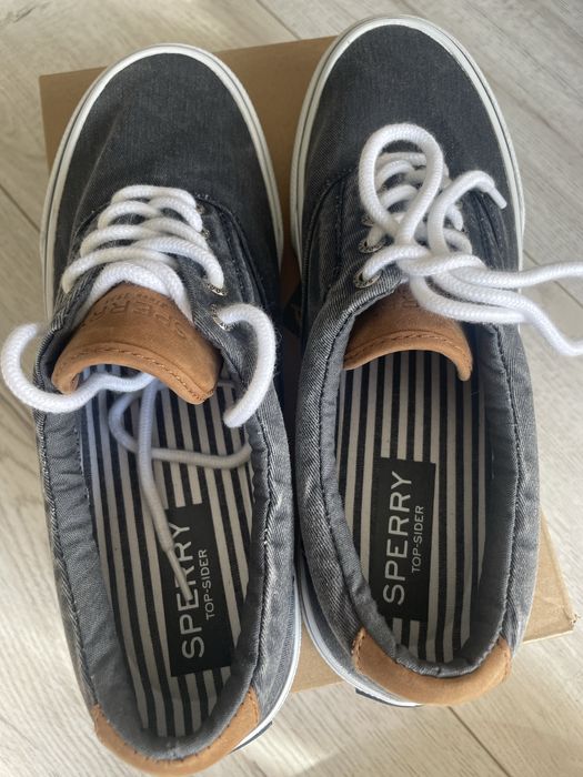 Нови мъжки кецове Sperry