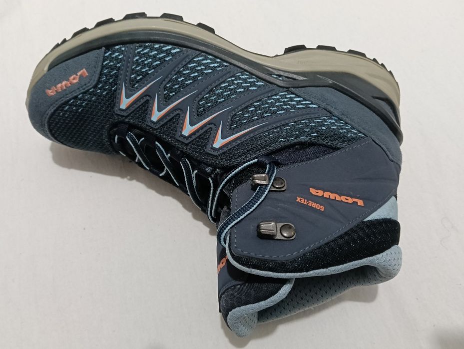 37,5 Ghete Lowa Innox Pro Gore-tex masura 37,5