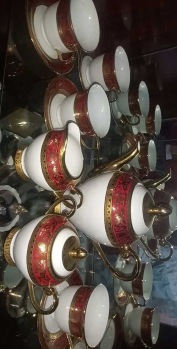 Xrustal 12talik komplekt va boshqa pasudala sotiladi