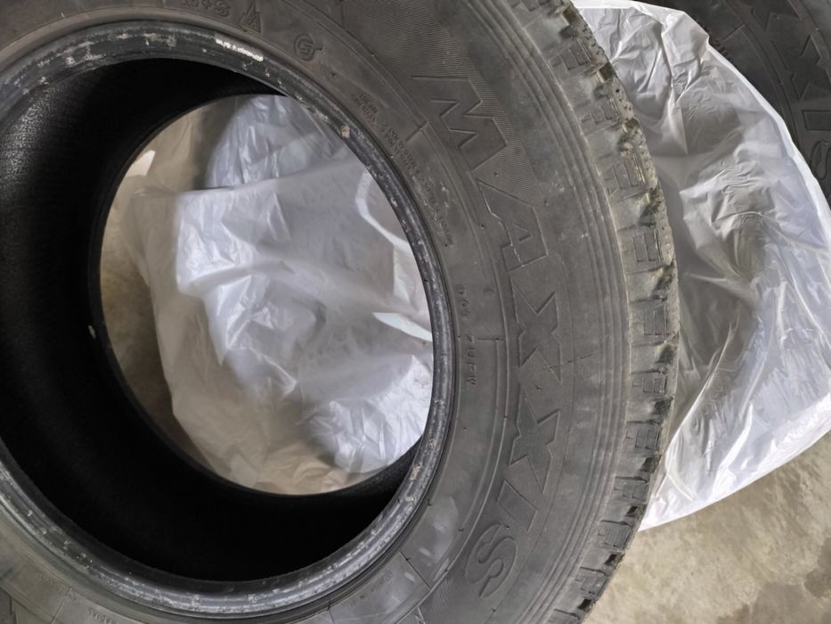 Зимни гуми MAXXIS 265/65 R17 4 броя