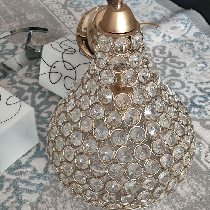 Люстры в хорошем качестве и состоянии