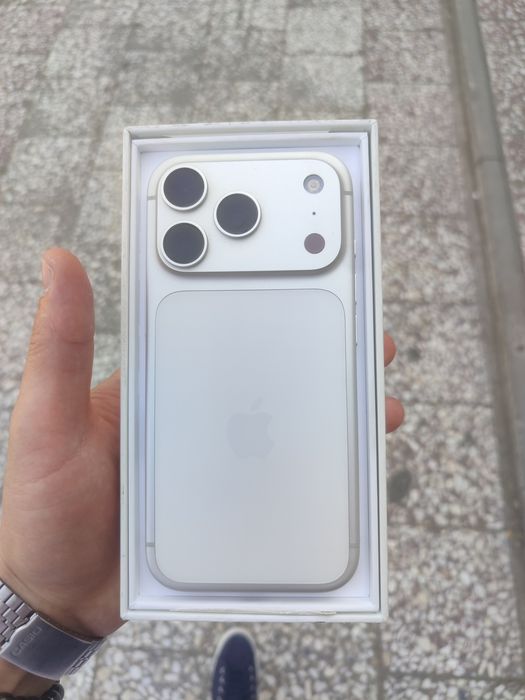 Iphone 17pro 256gb sim+esim акб 100%