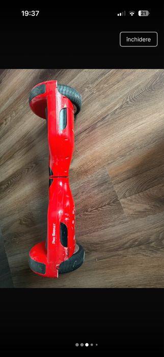 Hoverboard rosu