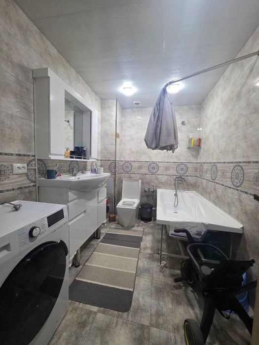 Продаётся 2х комн квартира на 5 этаже Ор-р  Горгаз Саодат