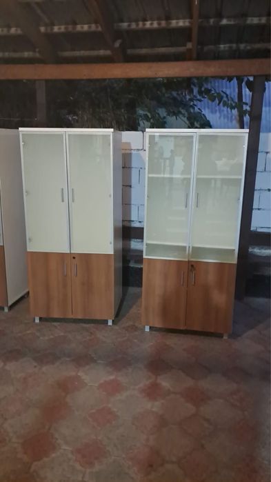 2 шкафа, подойдет для офиса и дома