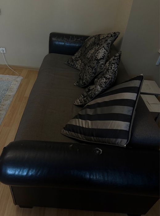 Отдам  диван самовывоз