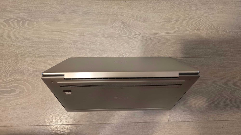 Dell XPS 13 9300 i7-1065G7 16GB DDR4 512GB SSD Windows 11
