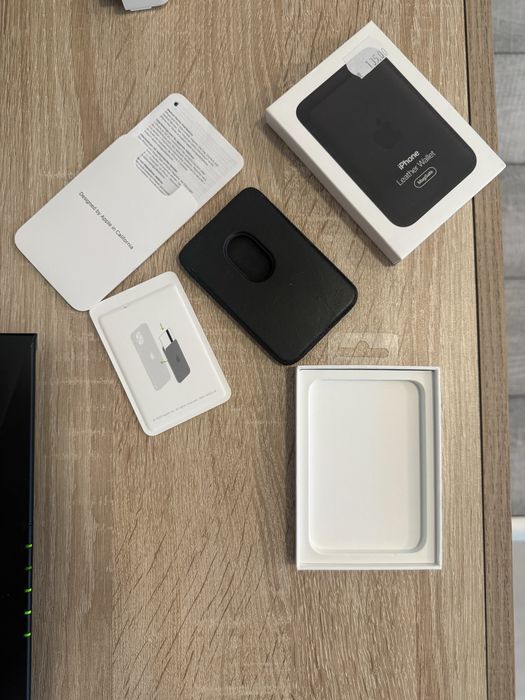 iphone leather wallet оригинален от istyle