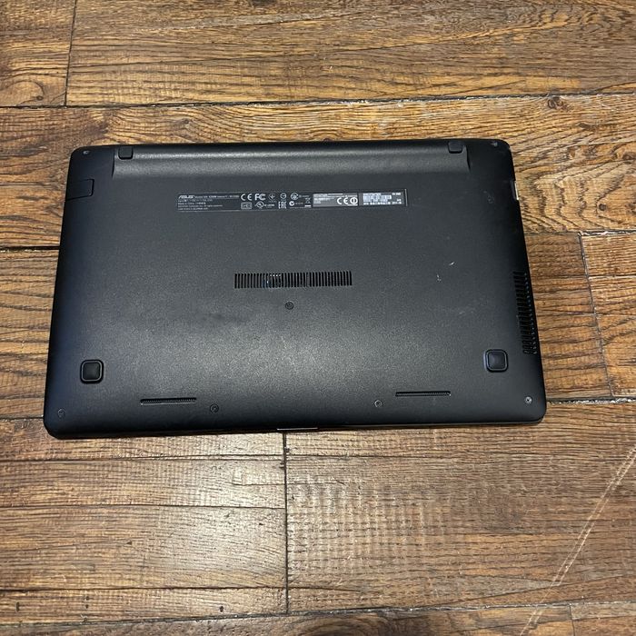 Laptop asus x200m
