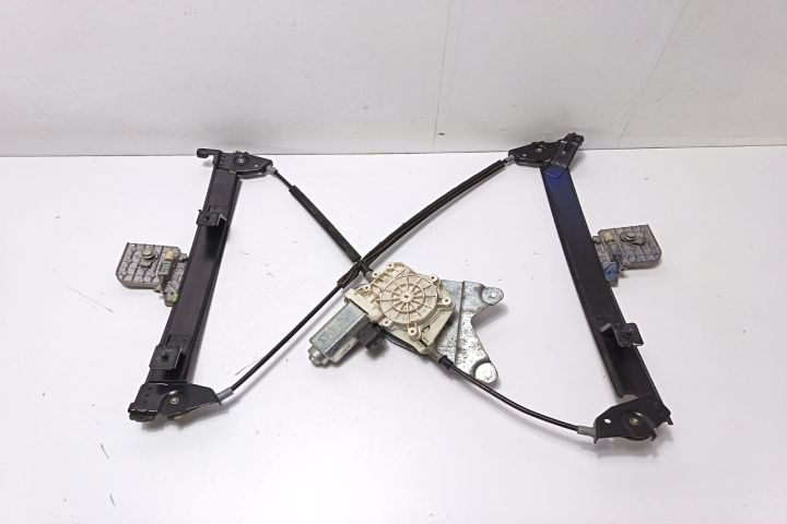 Macara stanga fata cu motoras Ford Street KA prima generatie