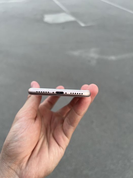 Iphone 8 64gb gold