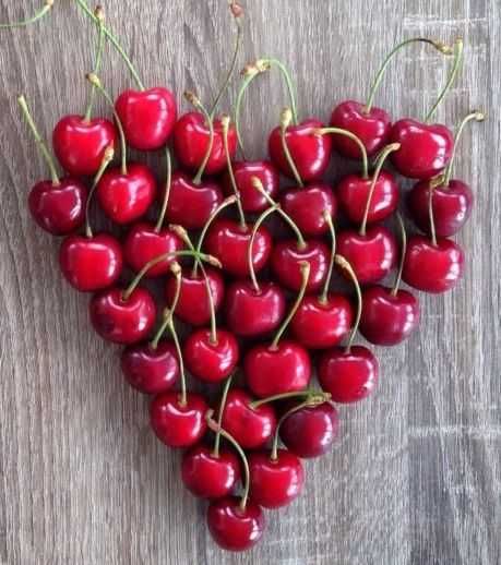 Aparat de scos samburii la visine si cirese