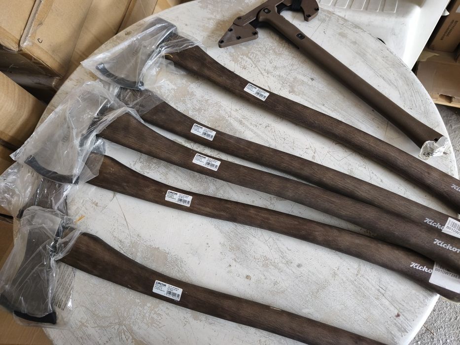 Брадва Ruthe с дръжка от дърво хикори, 80 см