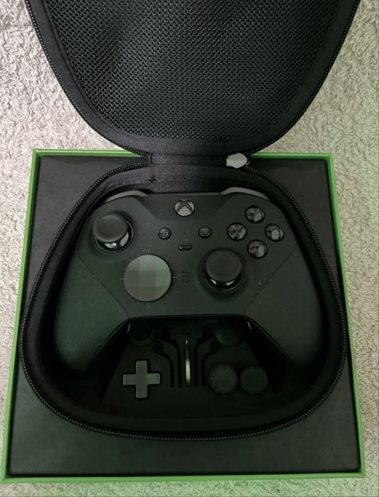 Xbox elite series 2 + 4 padele potrivit pentru shootere