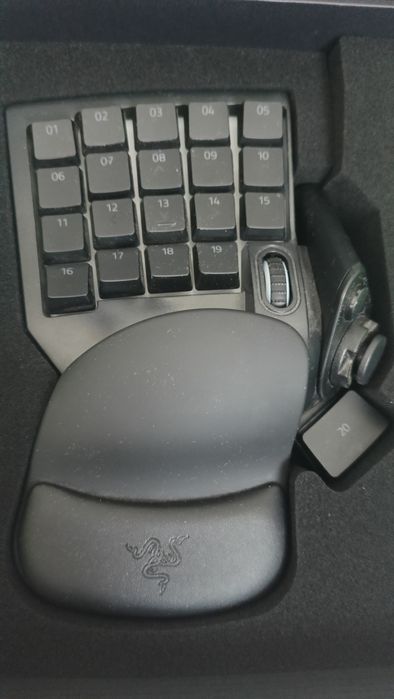 Клавиатура Razer Tartarus v2