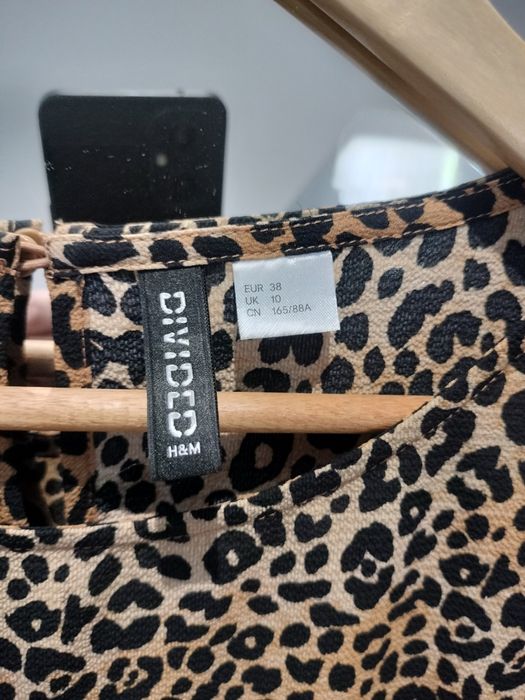 De vânzare rochiță imprimeu leopard mărimea S/M