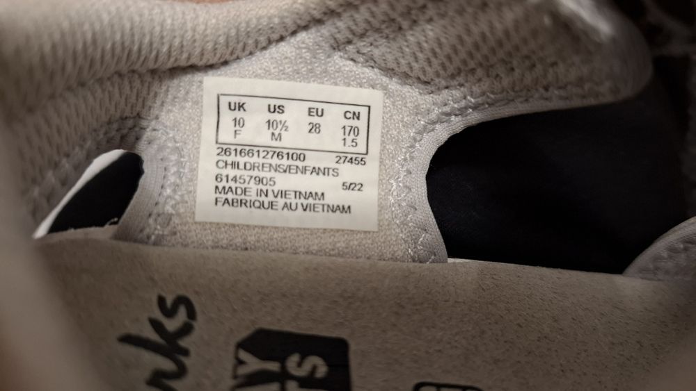 Кожени сандали Clarks