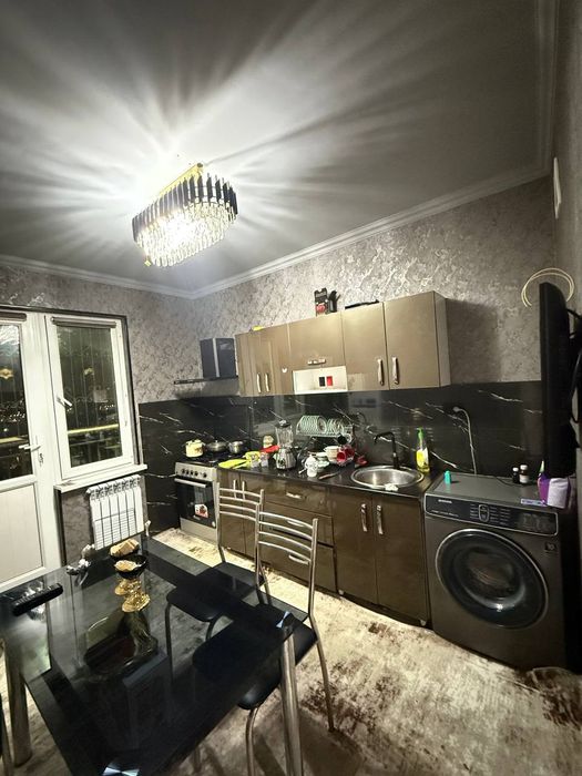 Kvartira sotiladi yanshabod rayon