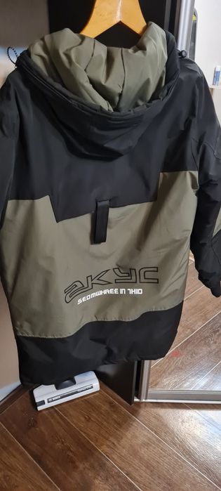 Продам пуховик зимний, подростковый.