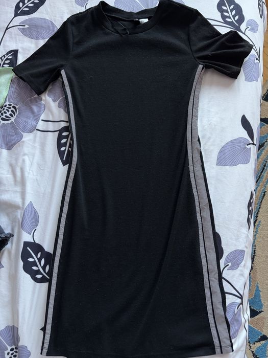 Дълга по тялото рокля