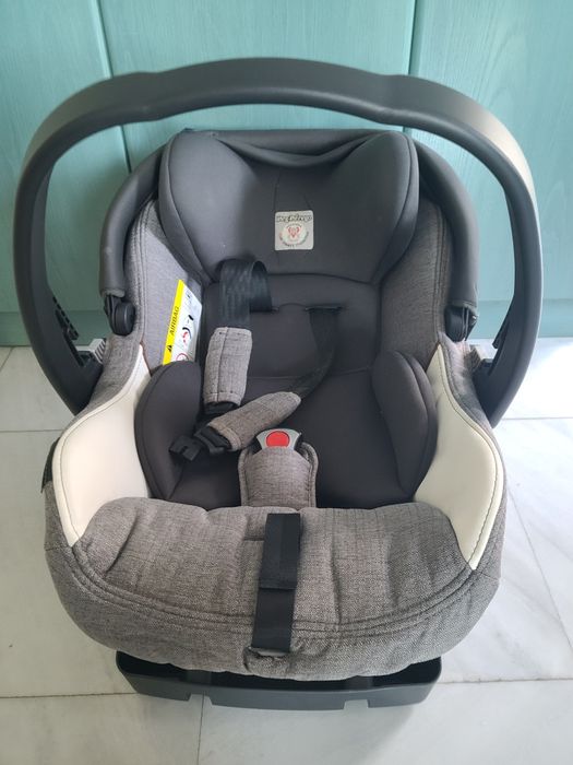 Столче/кошче за кола Peg Perego от 0м.