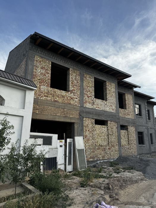 Продам дом 2 этажный