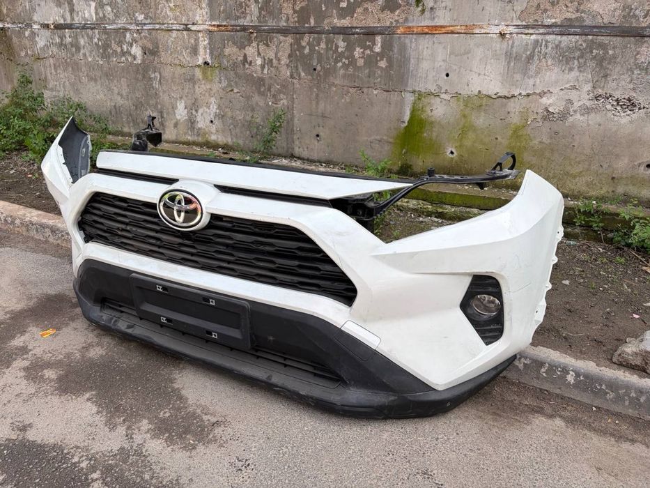 Бампер в сборе Рав4 / Rav4