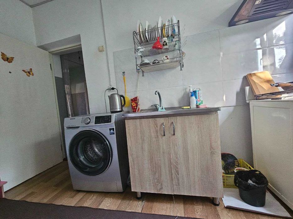 5ти комнатная квартира, 92 кв.м.  в Янгибазаре