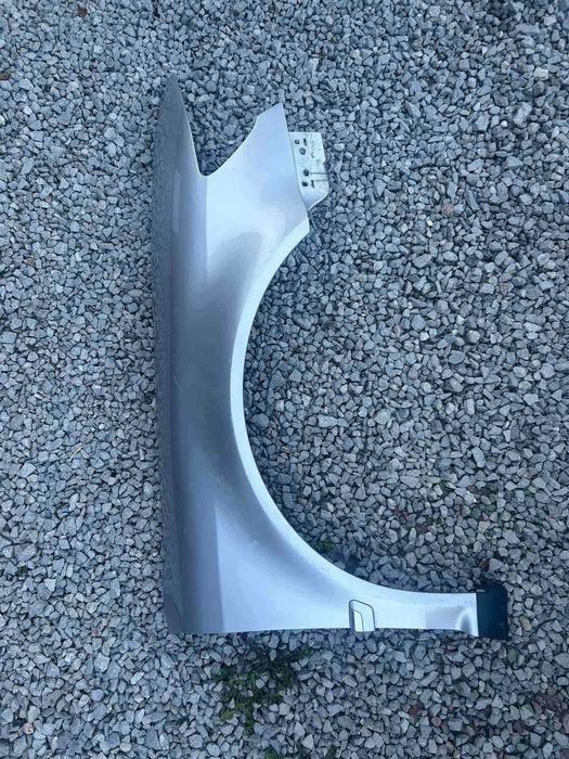 калник десен VW Phaeton 2002-2011 г. #013S