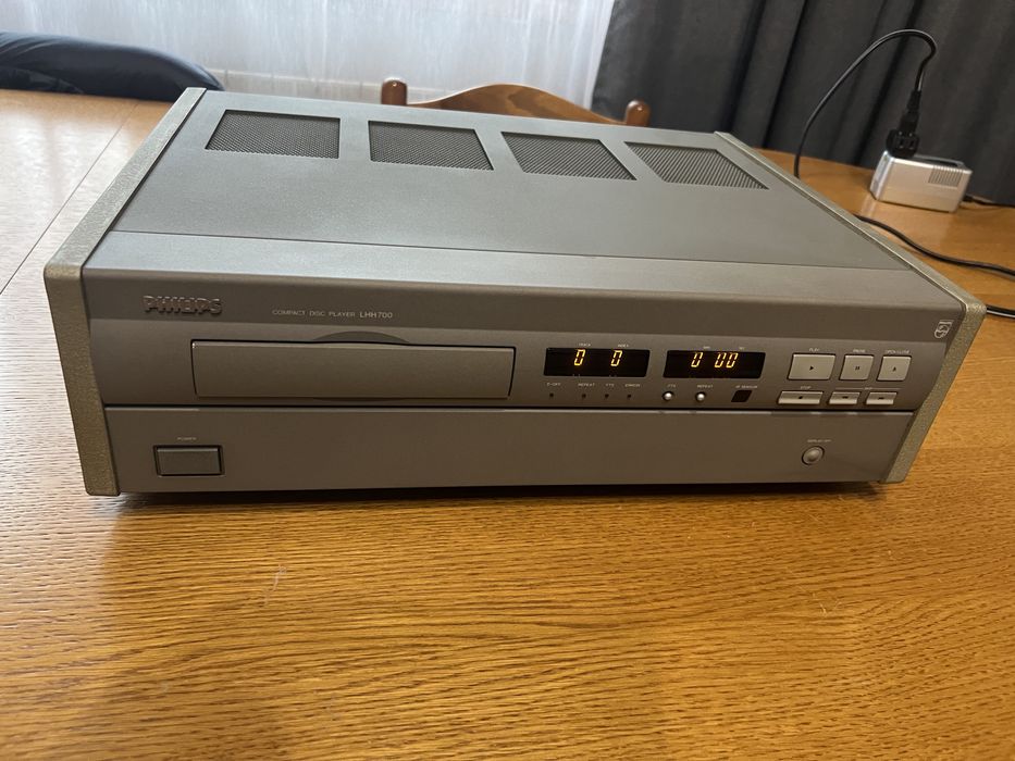 Продам Philips lhh 700