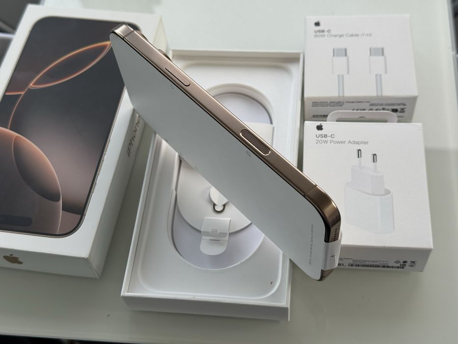 iPhone 16 PRO MAX 256GB Neverlocked Desert Titanium-Ca Nou-iOS 18