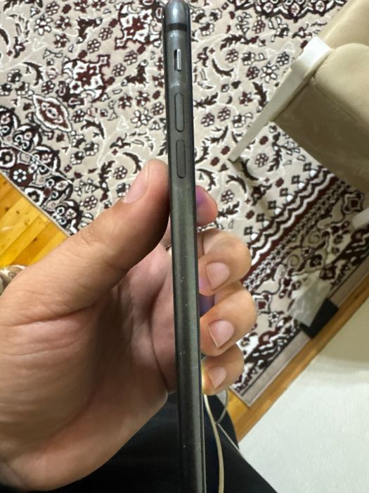 Продам свой Iphone 8 Plus 64gb Black в хорошем состаяние