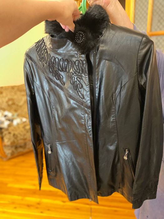 Куртка новая с биркой