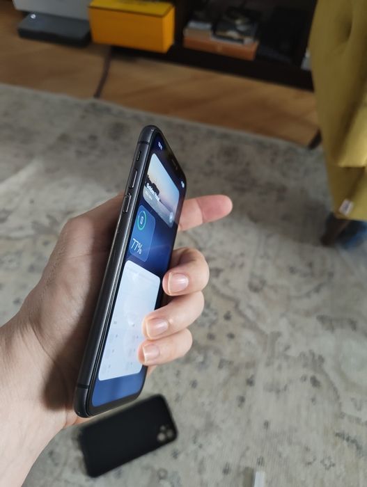 Iphone 11  64GB baterie noua