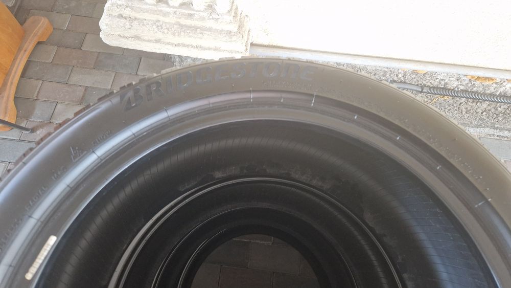 Комплект резины (шины) Bridgestone