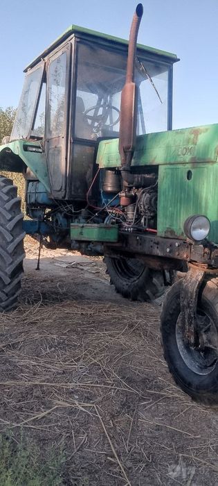 MTZ TRAKTOR sotiladi