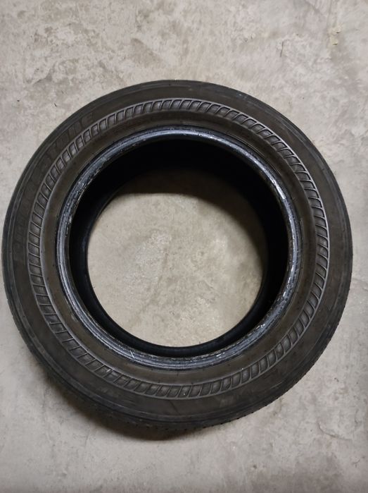 Гуми Bridgestone 245/55/17 сезонни