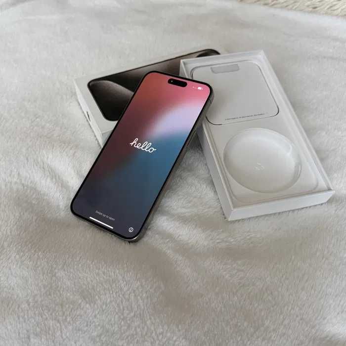 Продам iPhone 15 Pro Max Titanium 256 GB — идеал 10/10