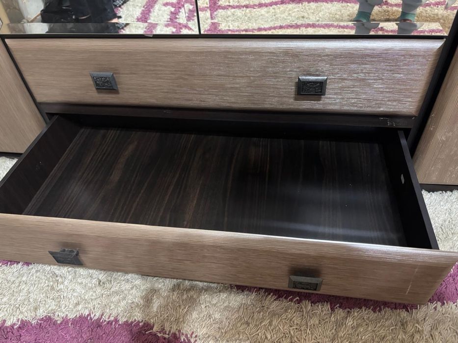 Продам шкаф в отличном состоянии